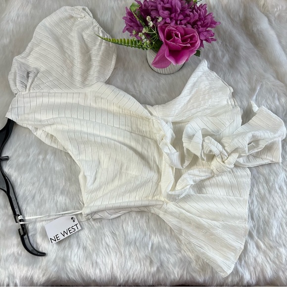 NWT Nine West One Shoulder Shirred Tie Waist
Peplum Top in White Size XS - Picture 16 of 17